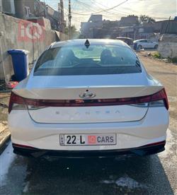 هیوندای ئەلەنترا